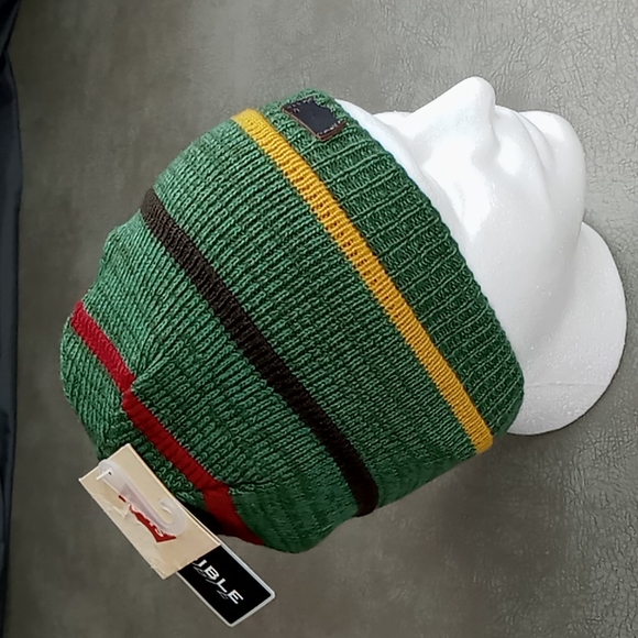 Levi's Reversible Beanie Hat Green NWT - Picture 4 of 10